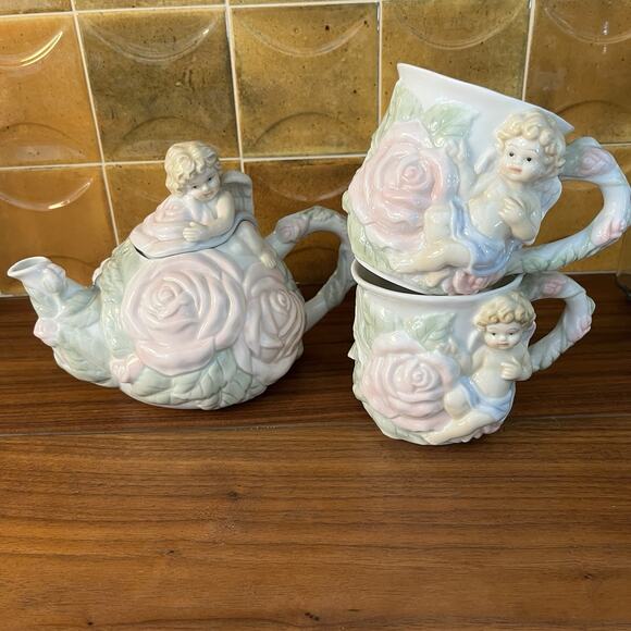 Vintage Avon Ceramic Rose Cherub Angel Pastel Teapot & 2x Mugs Blonde Version - Picture 1 of 16